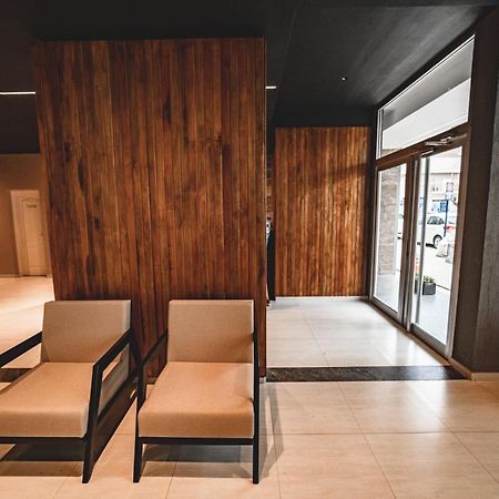 Apart Hotel Rivadavia 815 Neuquén Екстериор снимка