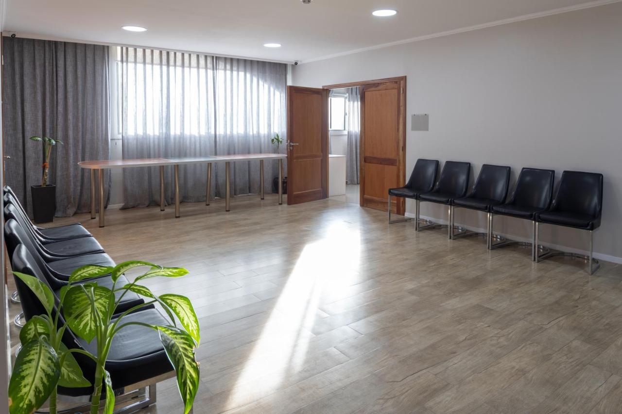 Apart Hotel Rivadavia 815 Neuquén Екстериор снимка
