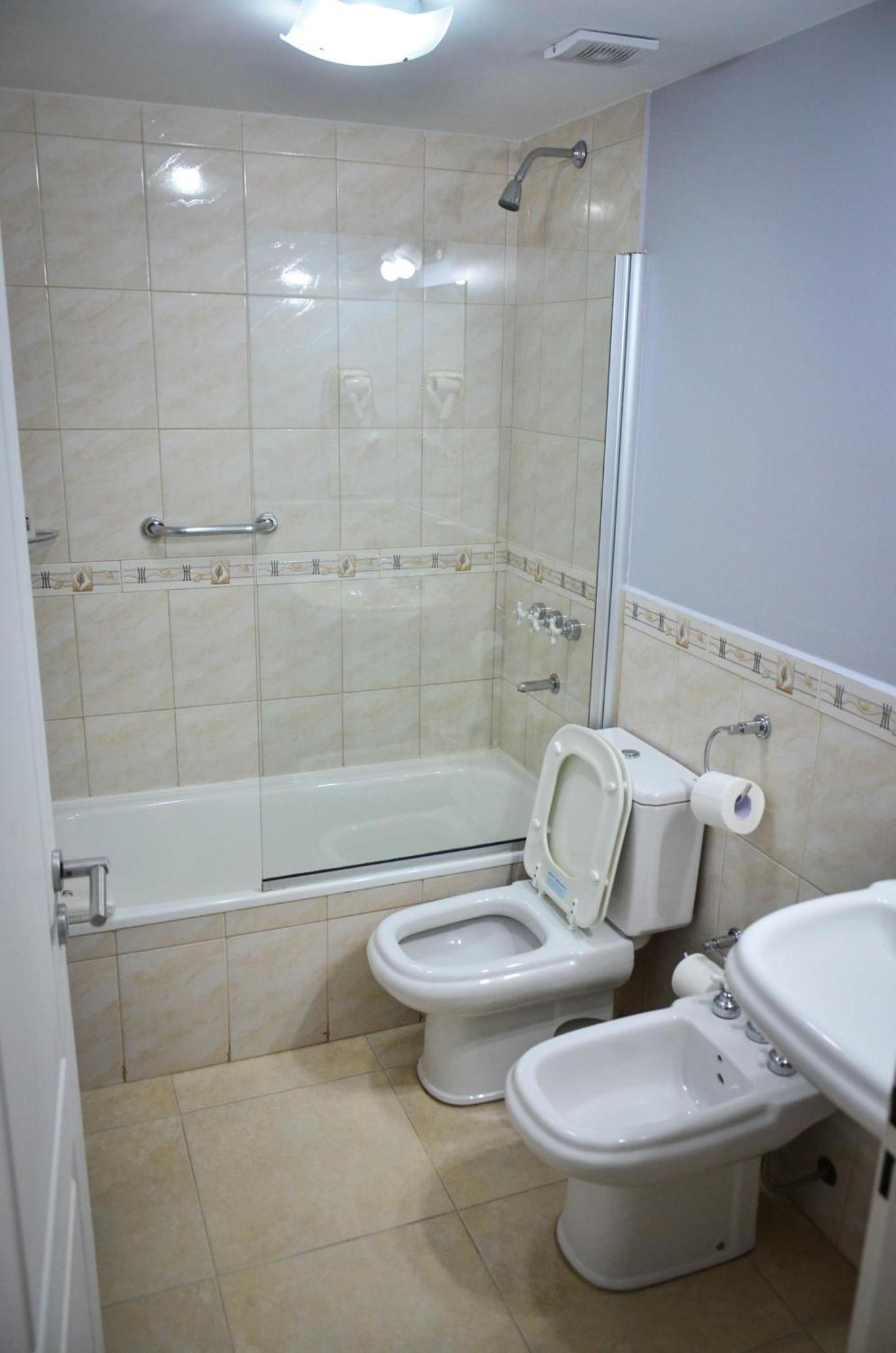 Apart Hotel Rivadavia 815 Neuquén Екстериор снимка
