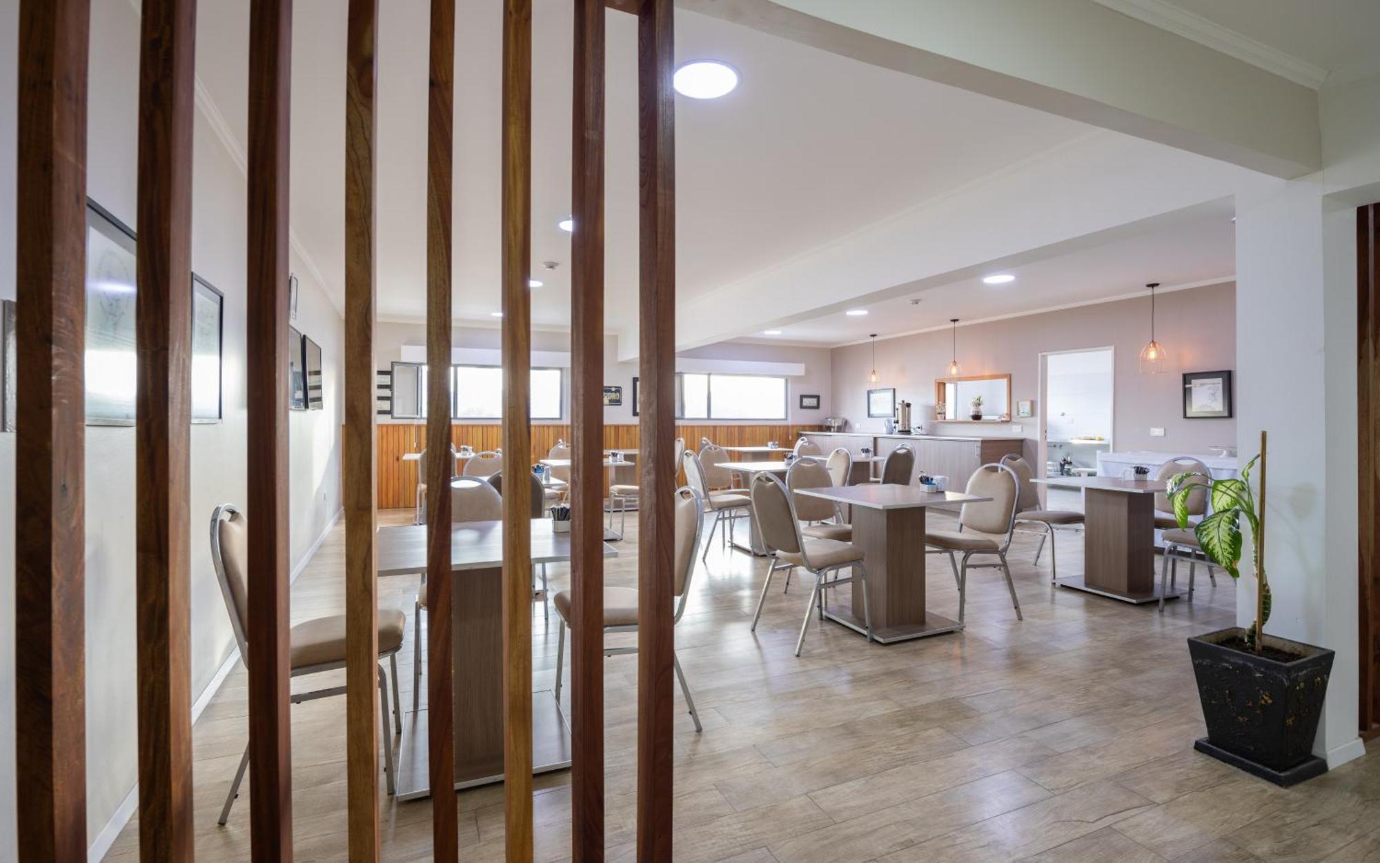 Apart Hotel Rivadavia 815 Neuquén Екстериор снимка