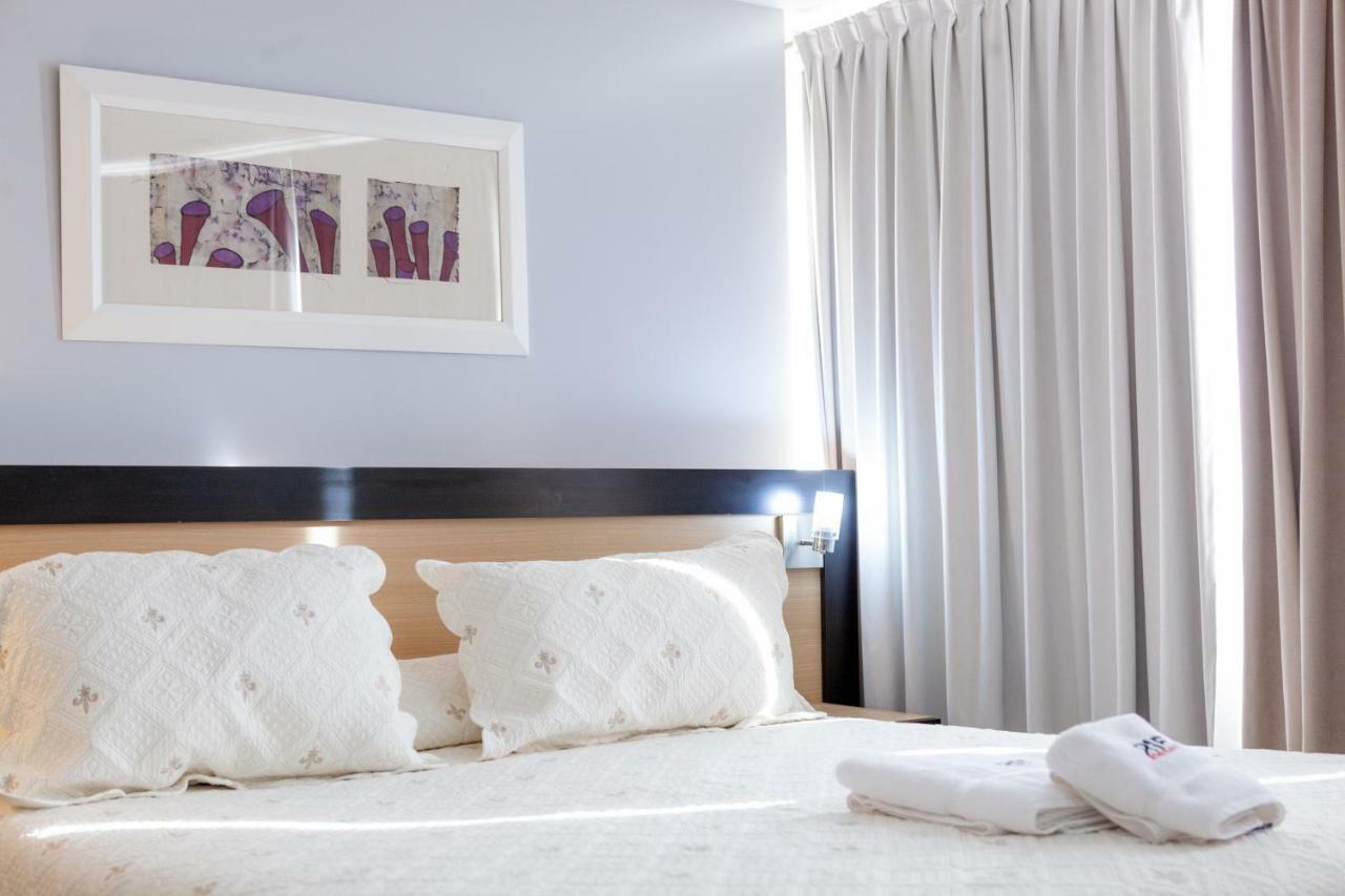 Apart Hotel Rivadavia 815 Neuquén Екстериор снимка