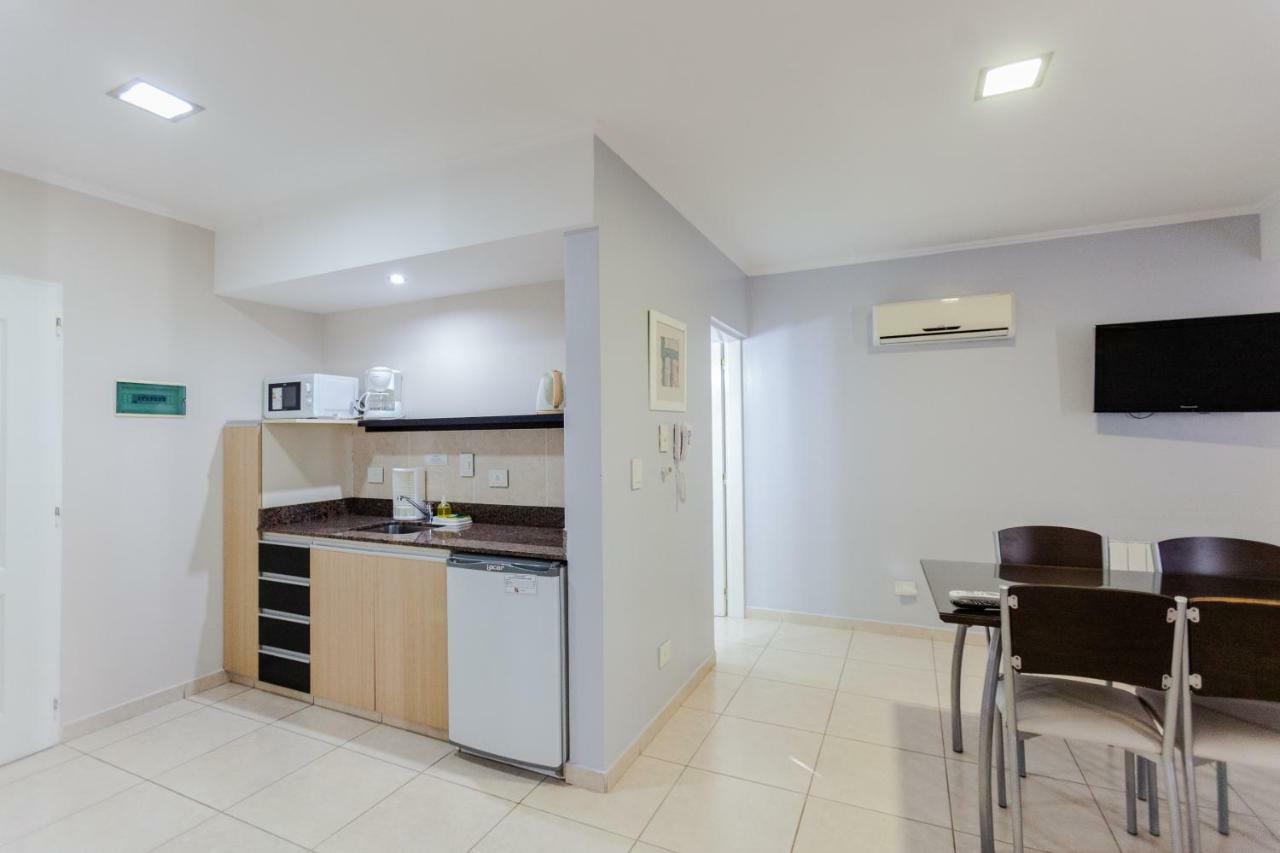 Apart Hotel Rivadavia 815 Neuquén Екстериор снимка
